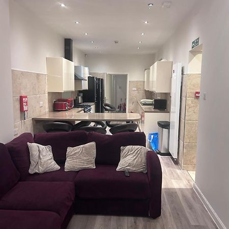 Seaford Guest House Pri Stoke-on-Trent Екстериор снимка