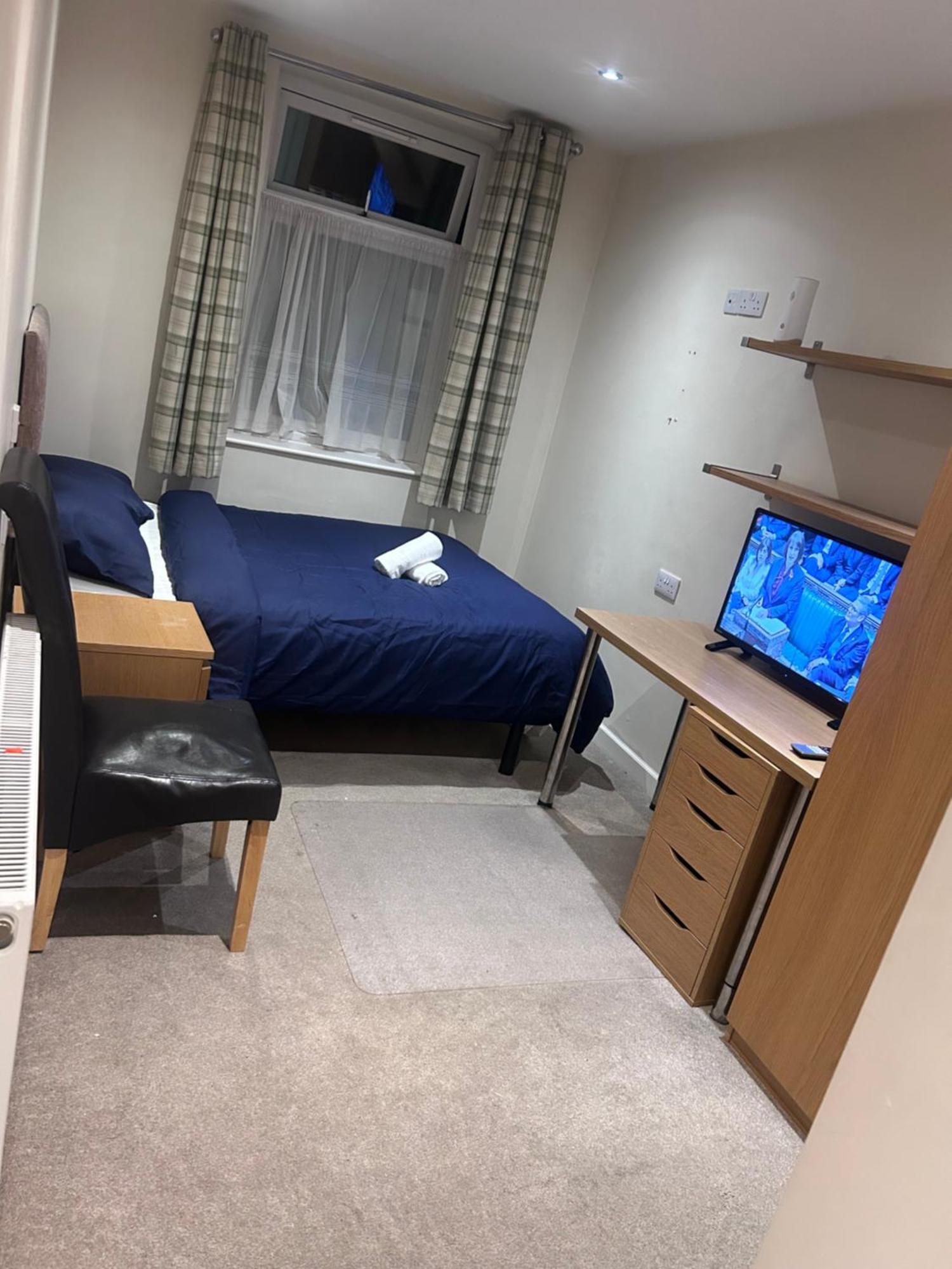 Seaford Guest House Pri Stoke-on-Trent Екстериор снимка